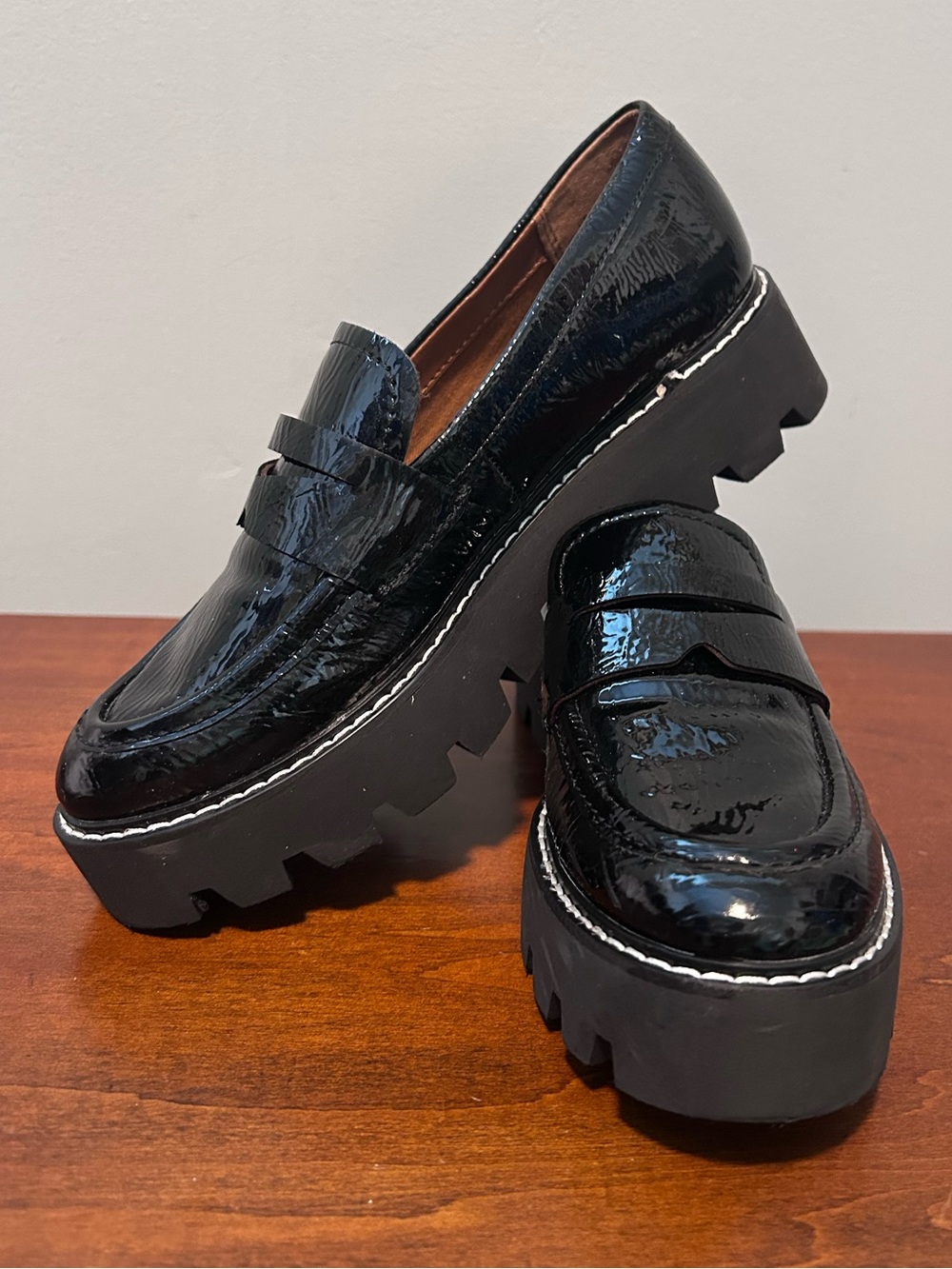 Franco Sarto Balin Faux Black Patent Platform Lug sole Penny Loafers - size 5M